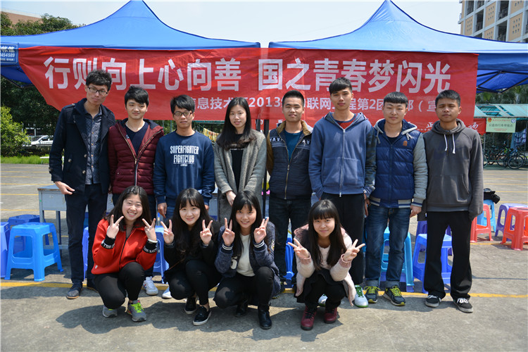 13物联 旧书换绿植 摄影:李城 (10) - 副本.JPG