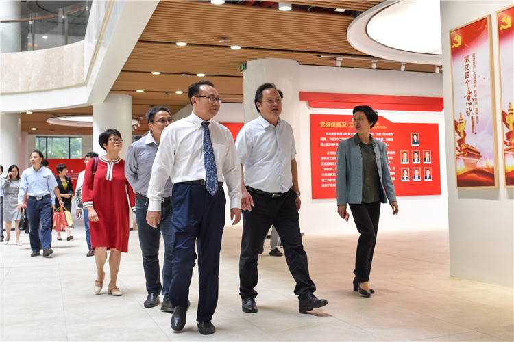 20201014张华荣院长一行赴阳光学院考察交流 林响摄 (2).jpg