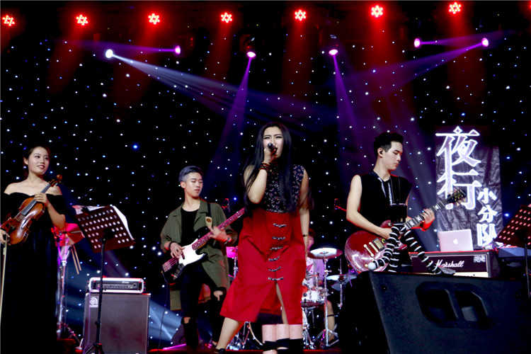 20160612夜行小分队流行演唱 李哲雯 (1).jpg