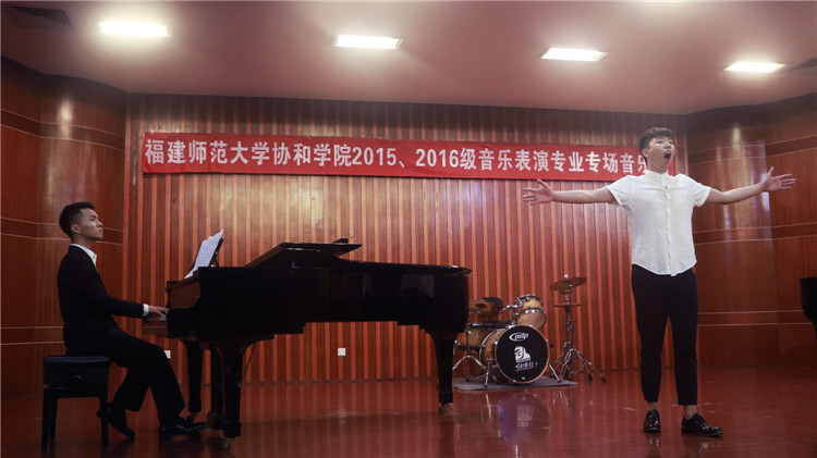 男声独唱《我的太阳》.jpg