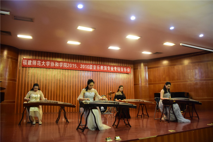 古筝四重奏《云之南》.jpg