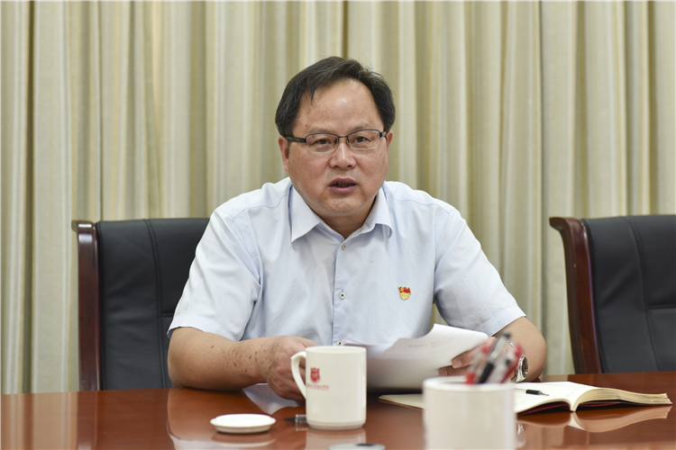20190920学院召开“不忘初心 牢记使命”主题教育基层党组织工作部署会 林响摄 (4).JPG