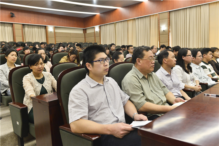 20160511学院召开“两学一做”学习教育工作会议 林响 (2).JPG