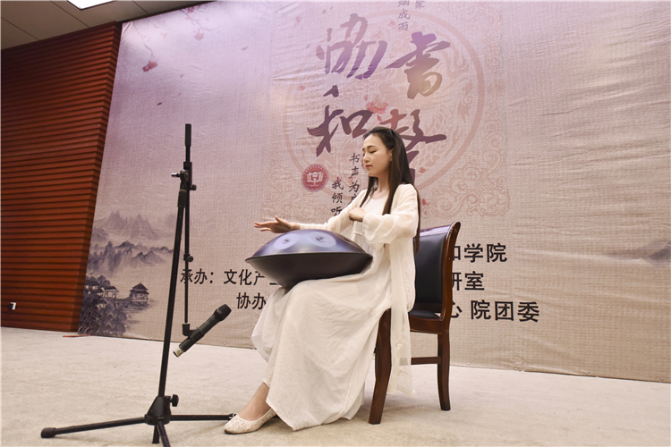杨竞雯 (7).JPG