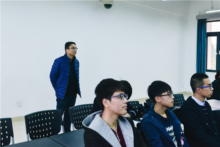 王院长巡课 林响 (3).JPG