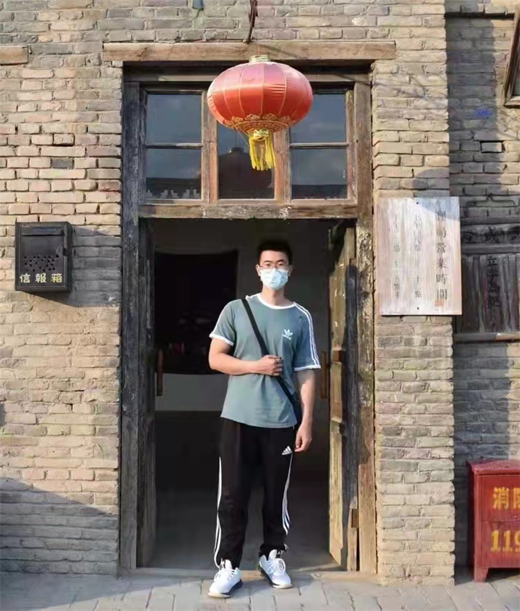林奕杰生活照.jpg