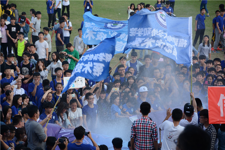20131113 校运会 蔡义源 (8).JPG