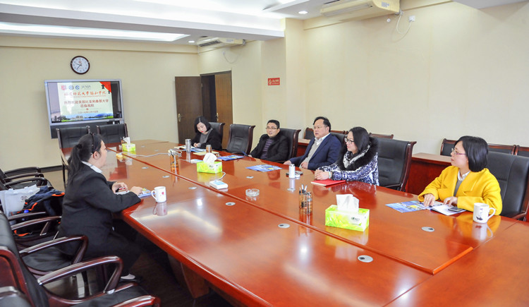 20170315比利亚桑那大学交流会 朱高航 (2)_副本.jpg