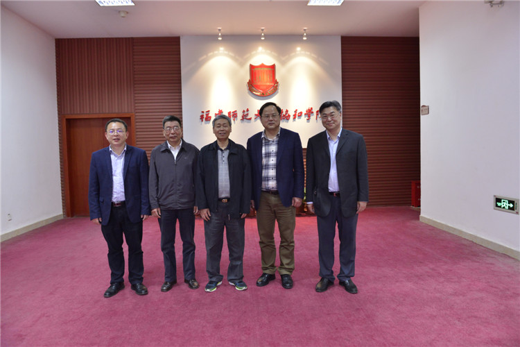 20170411省民办教育协会高专委代表一行莅临我院参观指导 (1).JPG