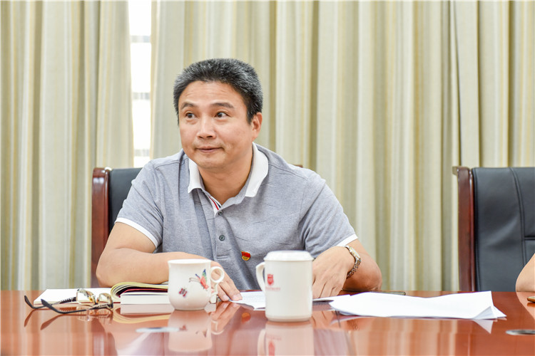 20191011 开云手机入口“不忘初心 牢记使命”主题教育集中学习研讨 林响摄-6.jpg