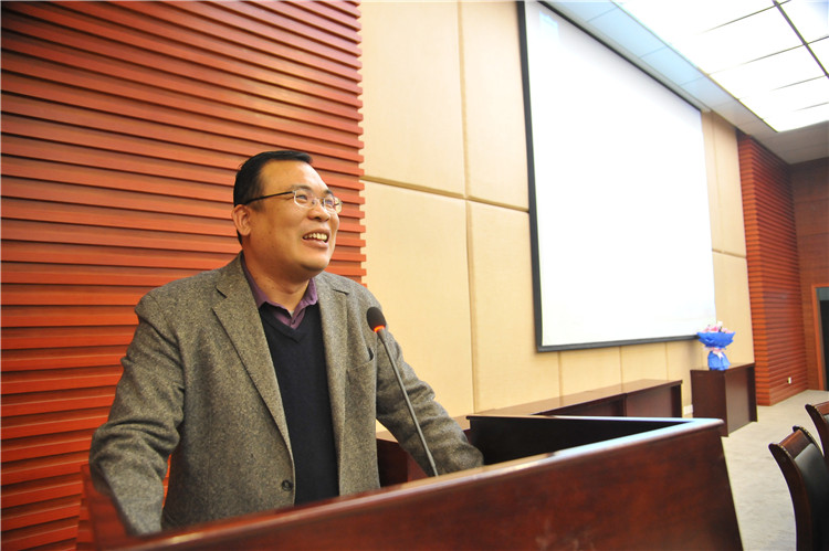 20151222林官斌奖助学金颁发仪式 杨竞雯 (3) - 副本.JPG