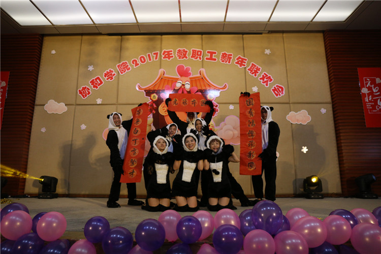 5、舞蹈《国宝表情操》表演者:王振兴 黄丽燕 张汉洲等(黄晓川).JPG