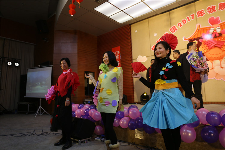 15、游戏《我型我塑》(朱高航).JPG