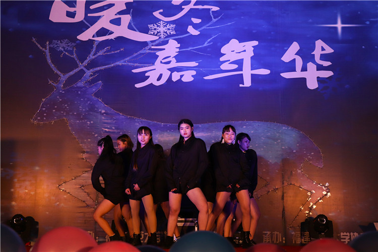 20171223 桃花林—爵士舞蹈 范慧清摄.jpg
