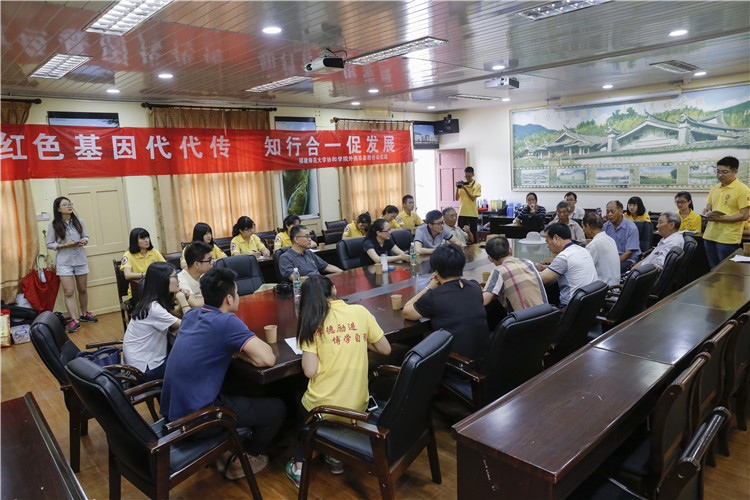 20160704与老革命党员交流座谈会 朱高航 (4).jpg