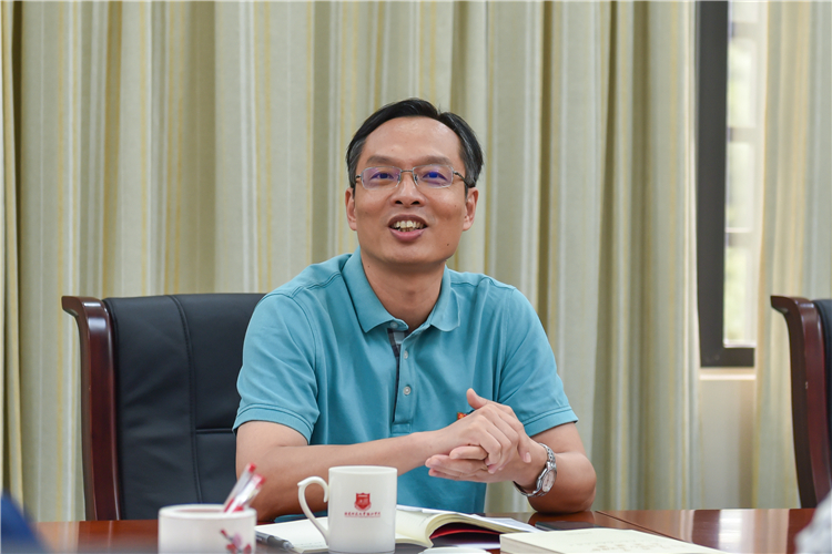 20191009开云手机入口“不忘初心,牢记使命”主题教育集中学习调研 第五专题主动担当作为陈晓斌书记 林响摄 (1).JPG