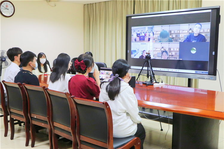 20220421第十二届全国大学生电子商务三创赛学院选拔赛决赛顺利举行.jpg