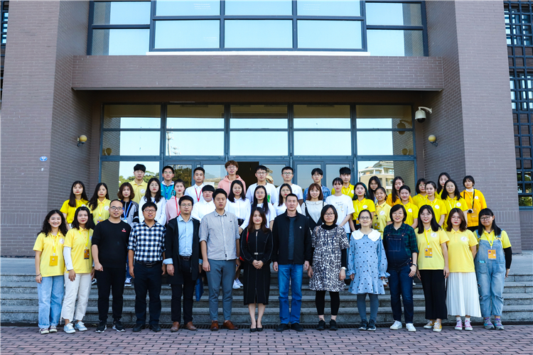 20191116莆田学院、福州外语外贸学院财金学院与开云手机入口校际学生记者交流会合影 林子滢摄.jpg